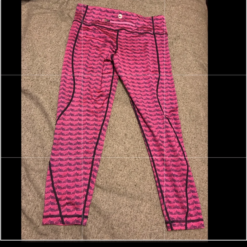 Vineyard Vines performance whale tale leggings